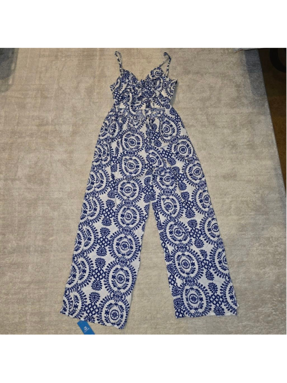 Women's CUPSHE White Blue Printed Jumpsuit XL - Picture 7 of 7